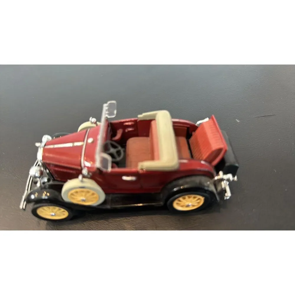 1931 Ford Model A 1:32 Scale Diecast National  Motor Museum Burgundy